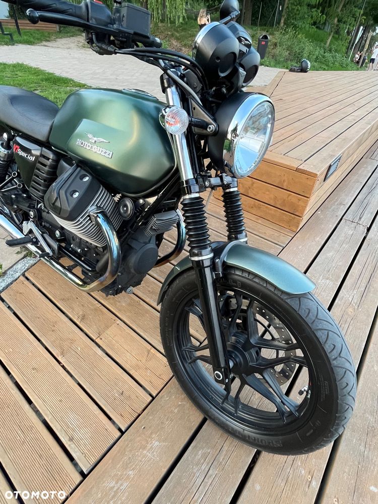 Moto Guzzi V7 - 2