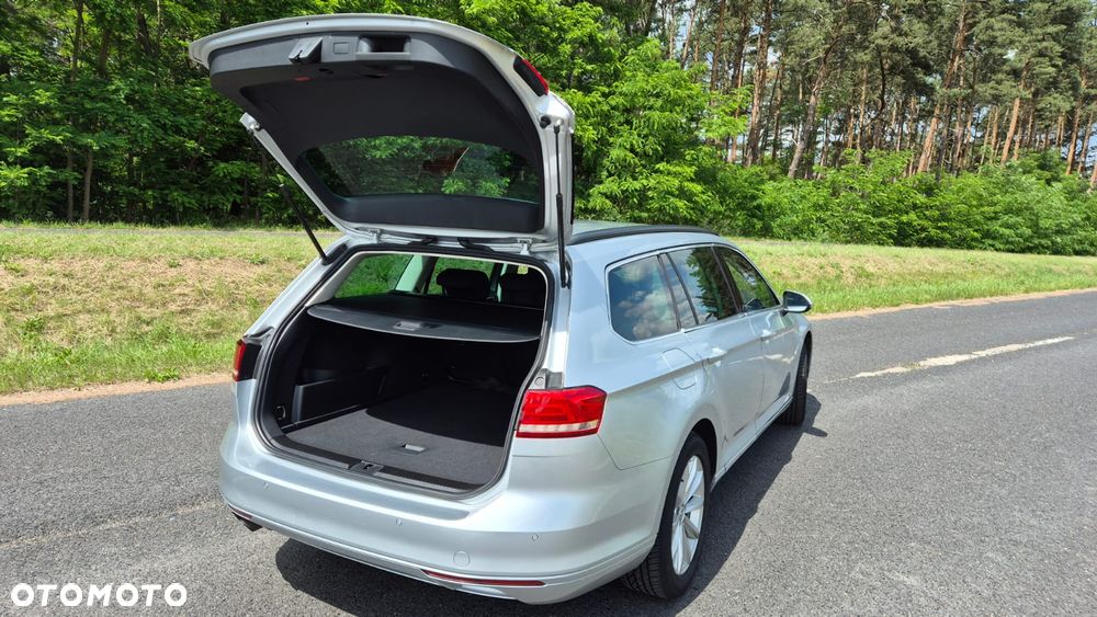 Volkswagen Passat 2.0 TDI SCR 4Mot DSG Comfortline - 13