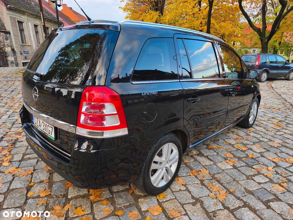 Opel Zafira 2011 photo 5