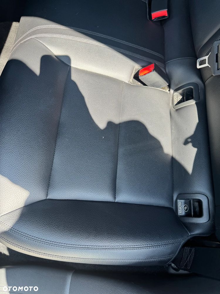Mercedes-Benz CLA 250 4-Matic - 28