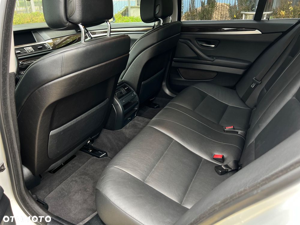 BMW Seria 5 535i xDrive - 19