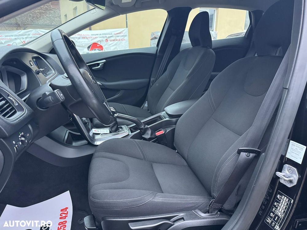Volvo V40 - 18
