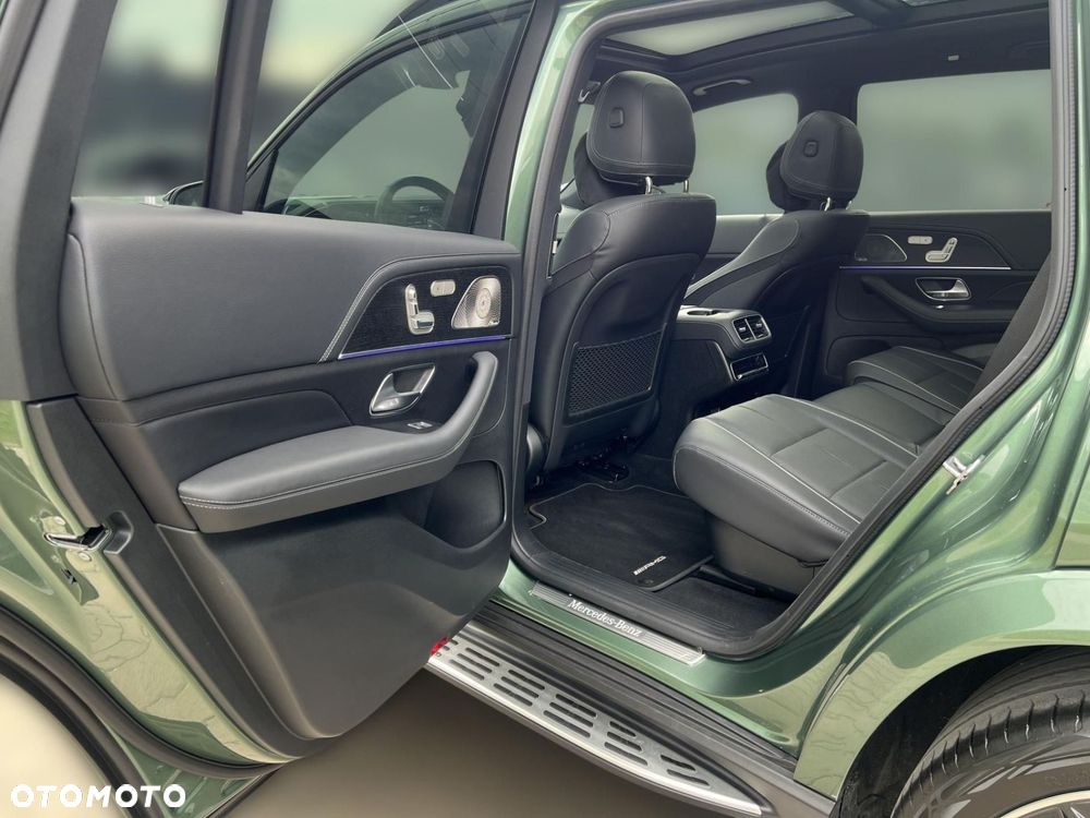 Mercedes-Benz GLS - 17