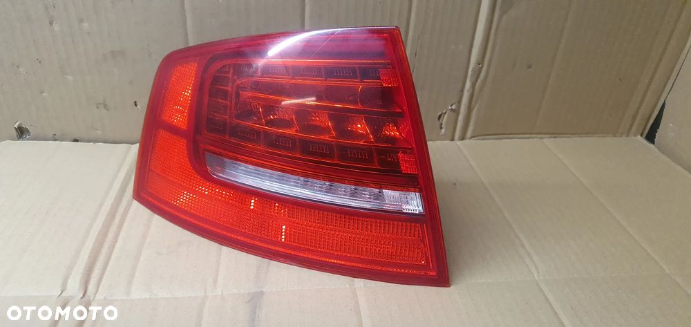 Lampa lewy tył tylna lewa LED Audi A8 D3 4E0945095H - 1