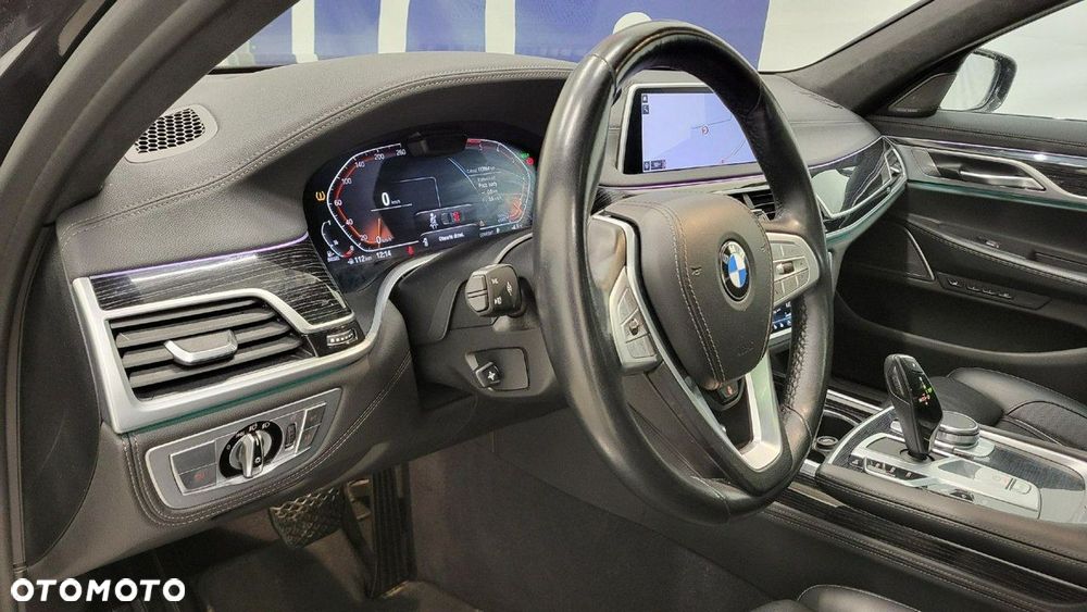 BMW Seria 7 - 13