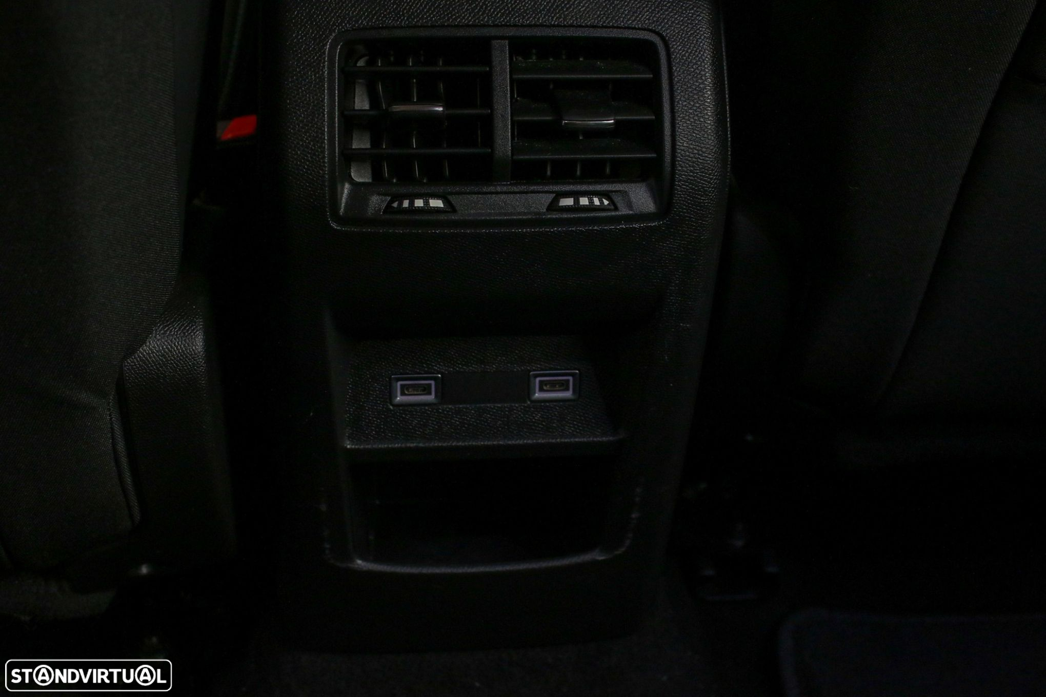 Peugeot 308 1.2 PureTech Allure - 32