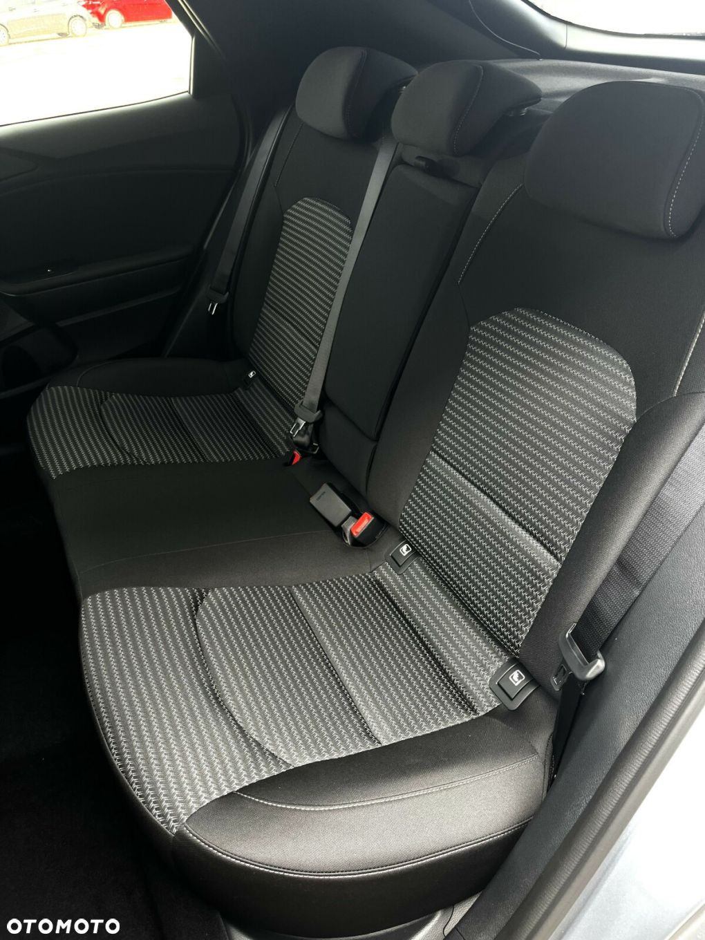 Kia XCeed - 24