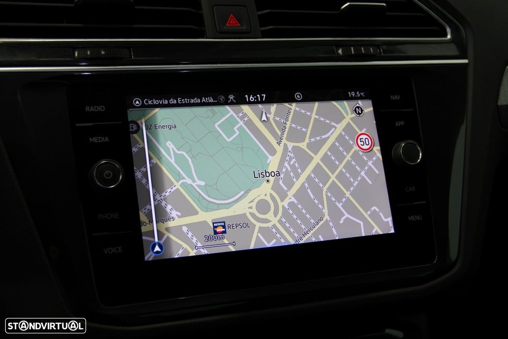 VW Tiguan 2.0 TDI Life DSG - 17