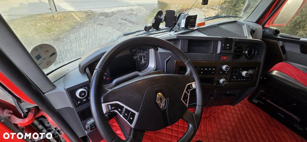 Renault T480 - 9