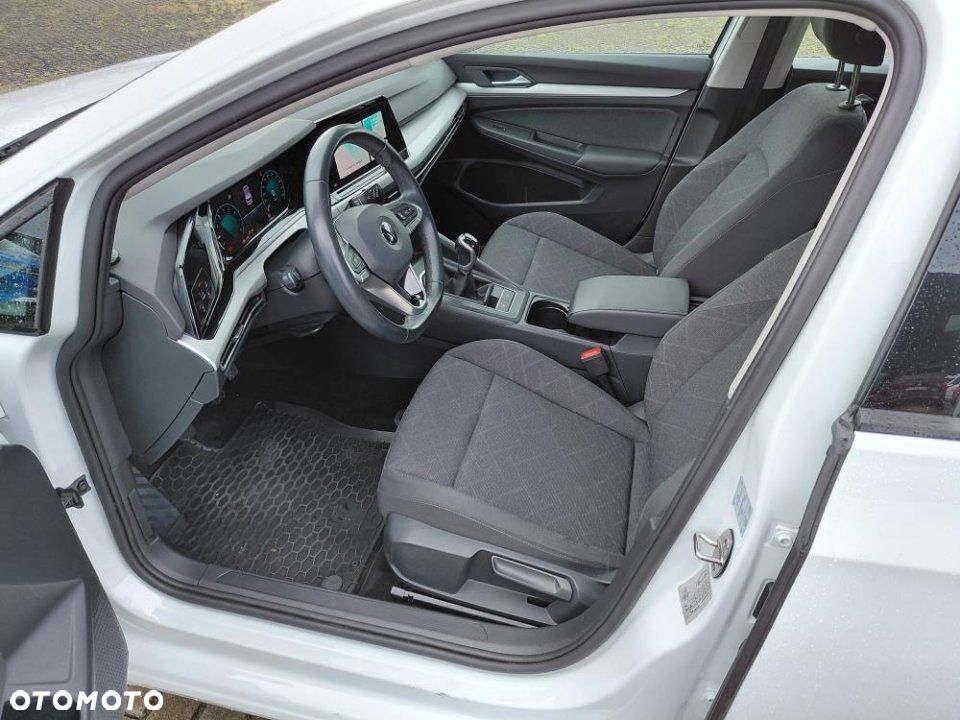 Volkswagen Golf - 9