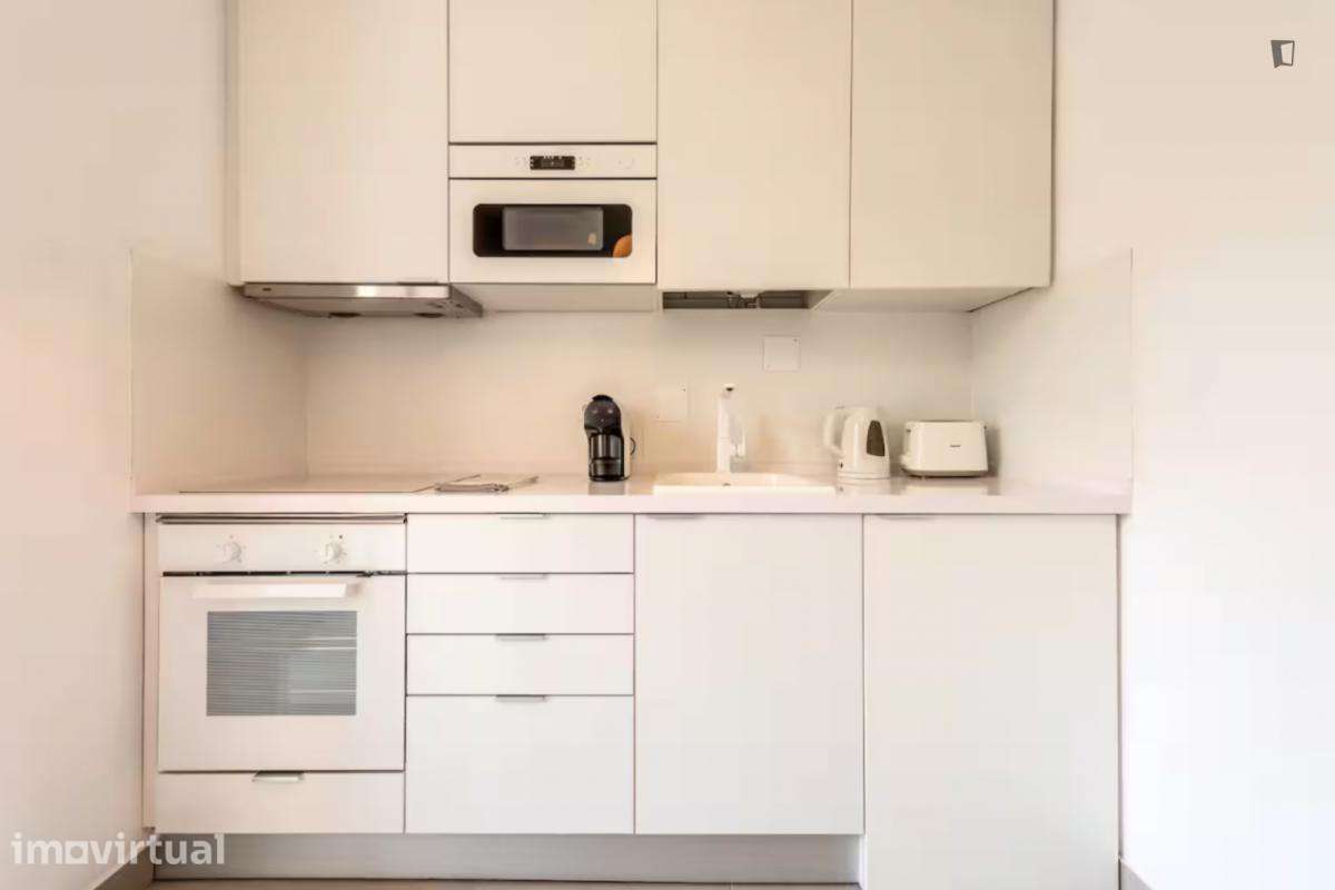 Apartamento com 1 quartos - localizado em Lapa Lisbon - Grande imagem: 2/19
