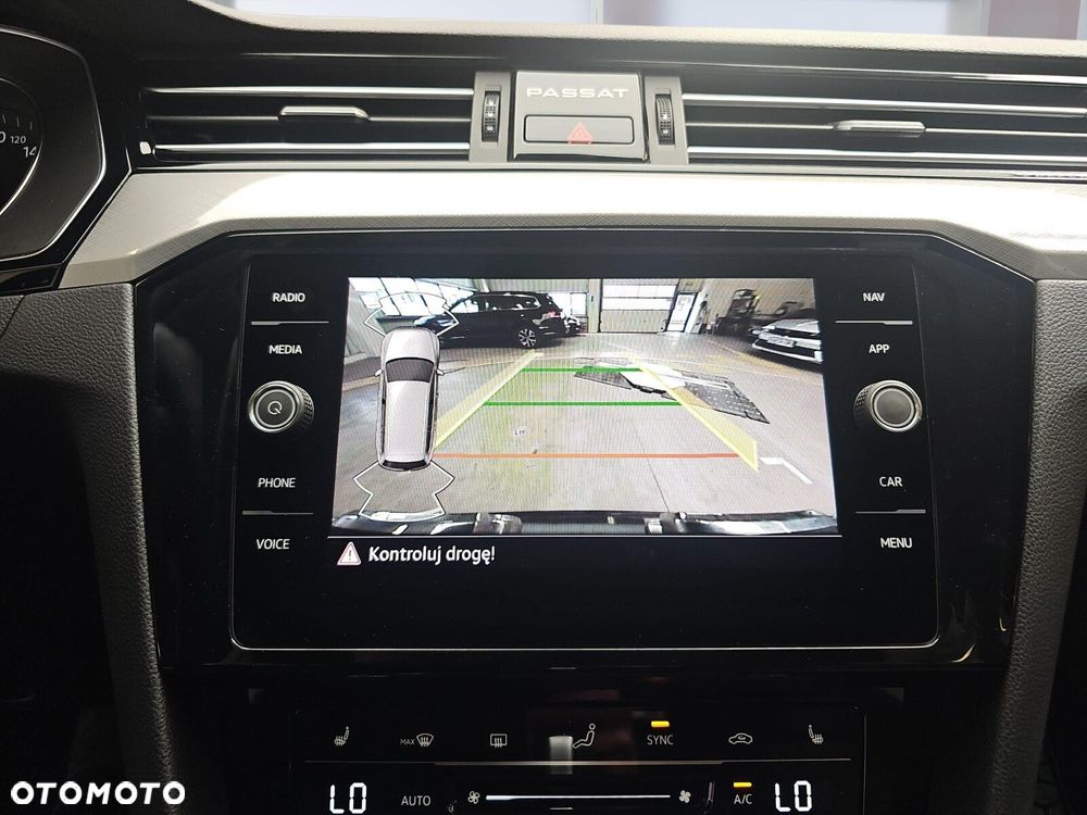 Volkswagen Passat Variant 1.5 TSI EVO Business DSG - 17