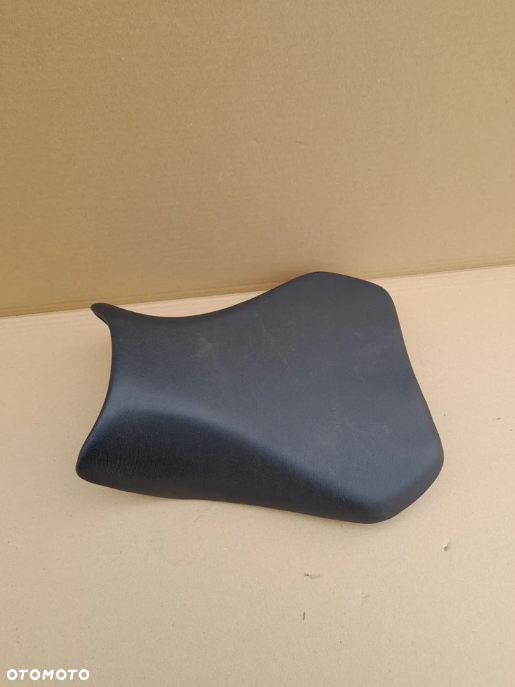 Suzuki GSXR 600 750 L1 L2 11-16 siedzenie kierowcy - 3