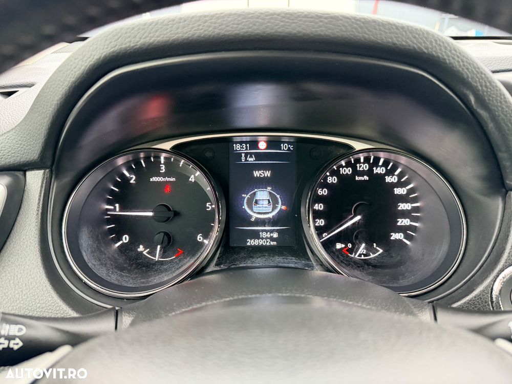 Nissan X-Trail 1.6 dCi N-Connecta - 24