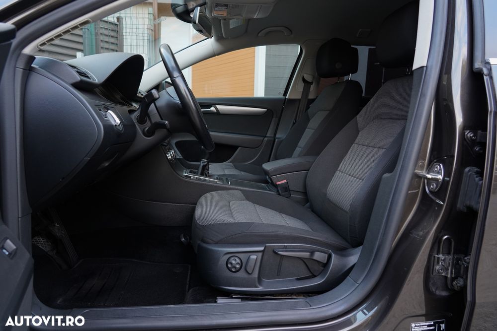 Volkswagen Passat Variant 2.0 TDI BlueMotion Technology Comfortline - 22