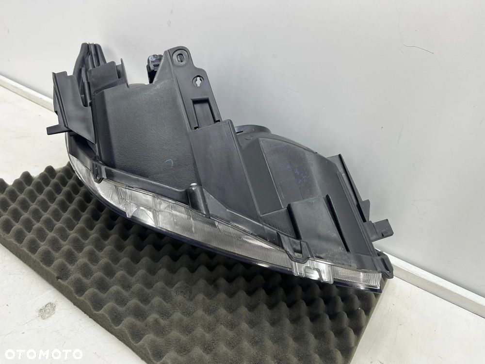 Lampa reflektor Toyota Prius 3 III Lift 12-16r. lewa przednia EU oryginał soczewka lewy przód 81170- - 16