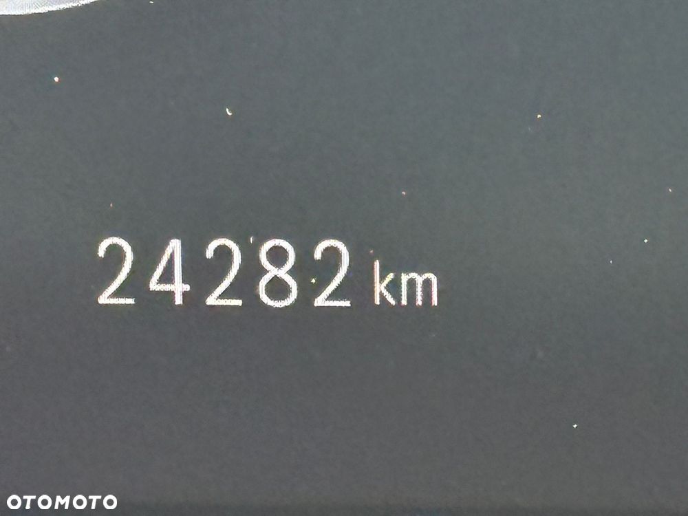 Mercedes-Benz EQB 300 4Matic AMG Line - 17
