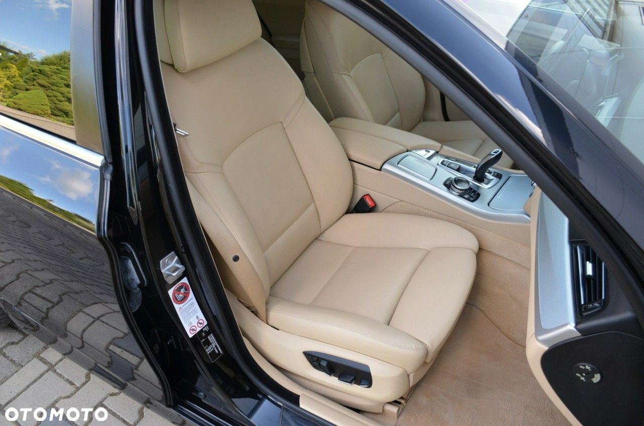 BMW Seria 5 - 29