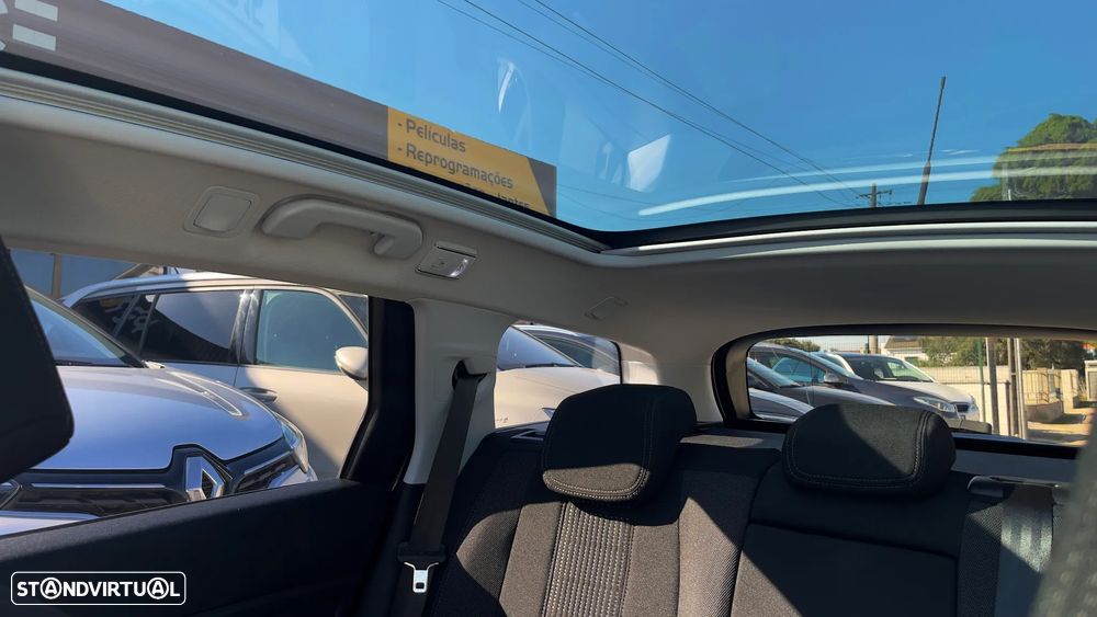 Peugeot 308 SW 1.6 BlueHDi Allure - 26