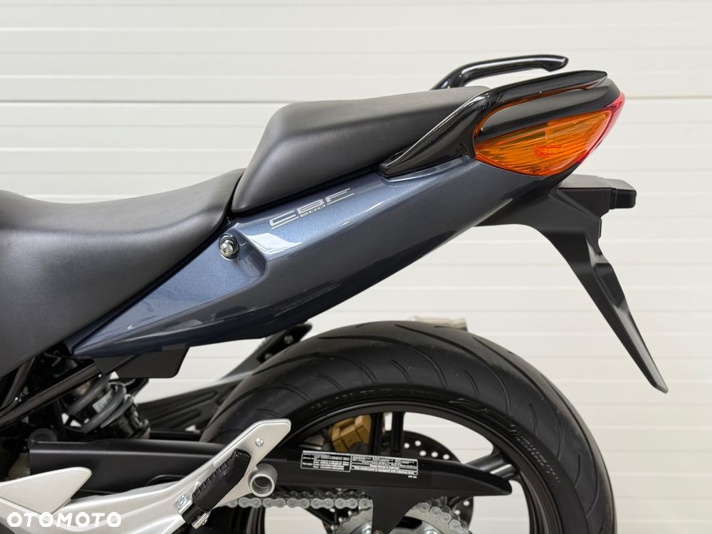 Honda CBF - 32