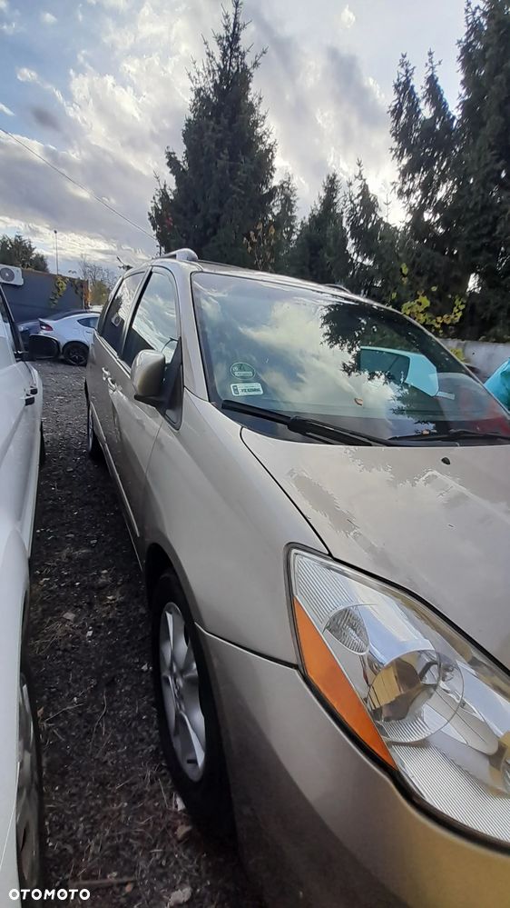 Toyota Sienna 3.3 LE AWD - 11