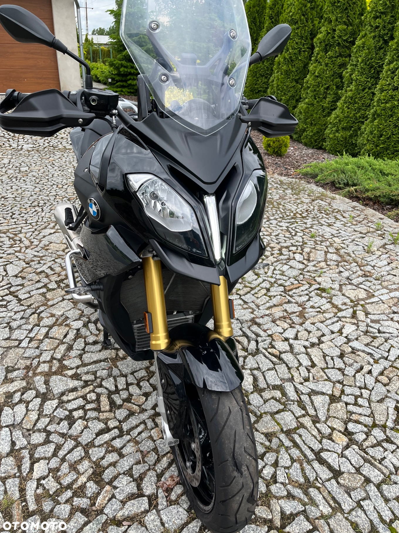 BMW XR - 7