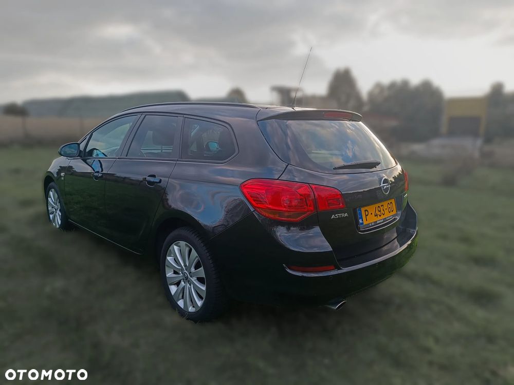 Opel Astra 1.4 Turbo ecoFLEX Start/Stop 150 Jahre - 5