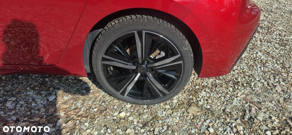 Peugeot 308 1.2 PureTech GPF GT Pack S&S EAT8 - 18