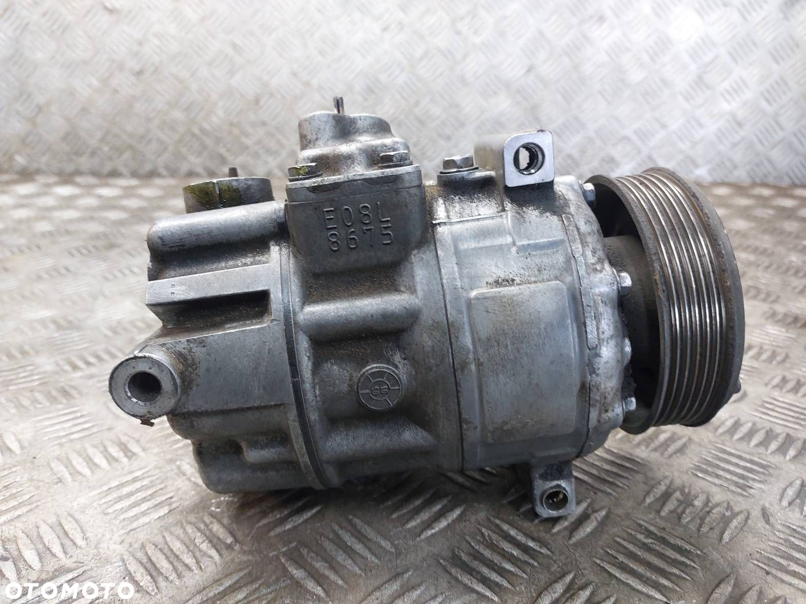 SPRĘŻARKA KOMPRESOR KLIMATYZACJI AUDI A3 8P 2.0 TDI 1K0820803Q - 4