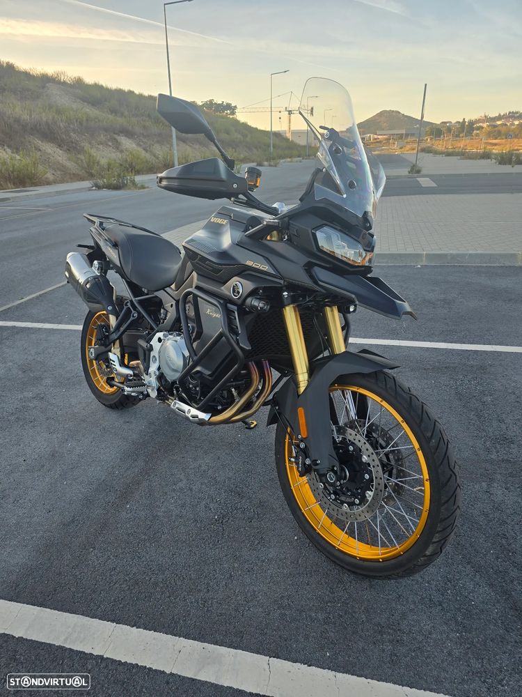 Voge 900DSX Black Knight - 4