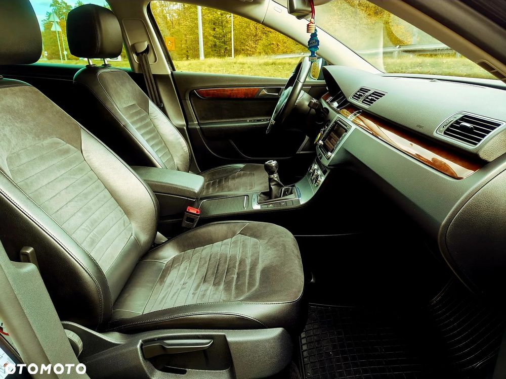 Volkswagen Passat Variant 2.0 TDI 4Motion Highline - 12