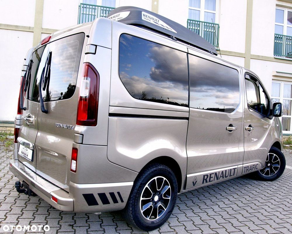 Renault Trafic SpaceClass 1.6 dCi - 32