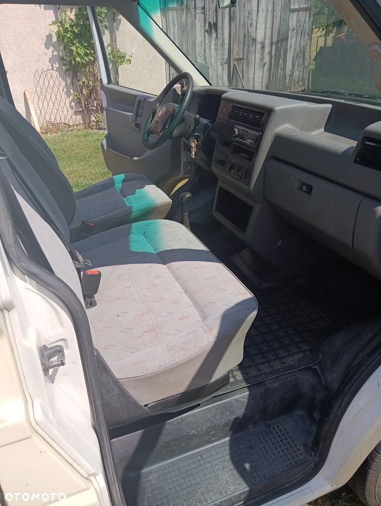 Volkswagen Transporter - 7