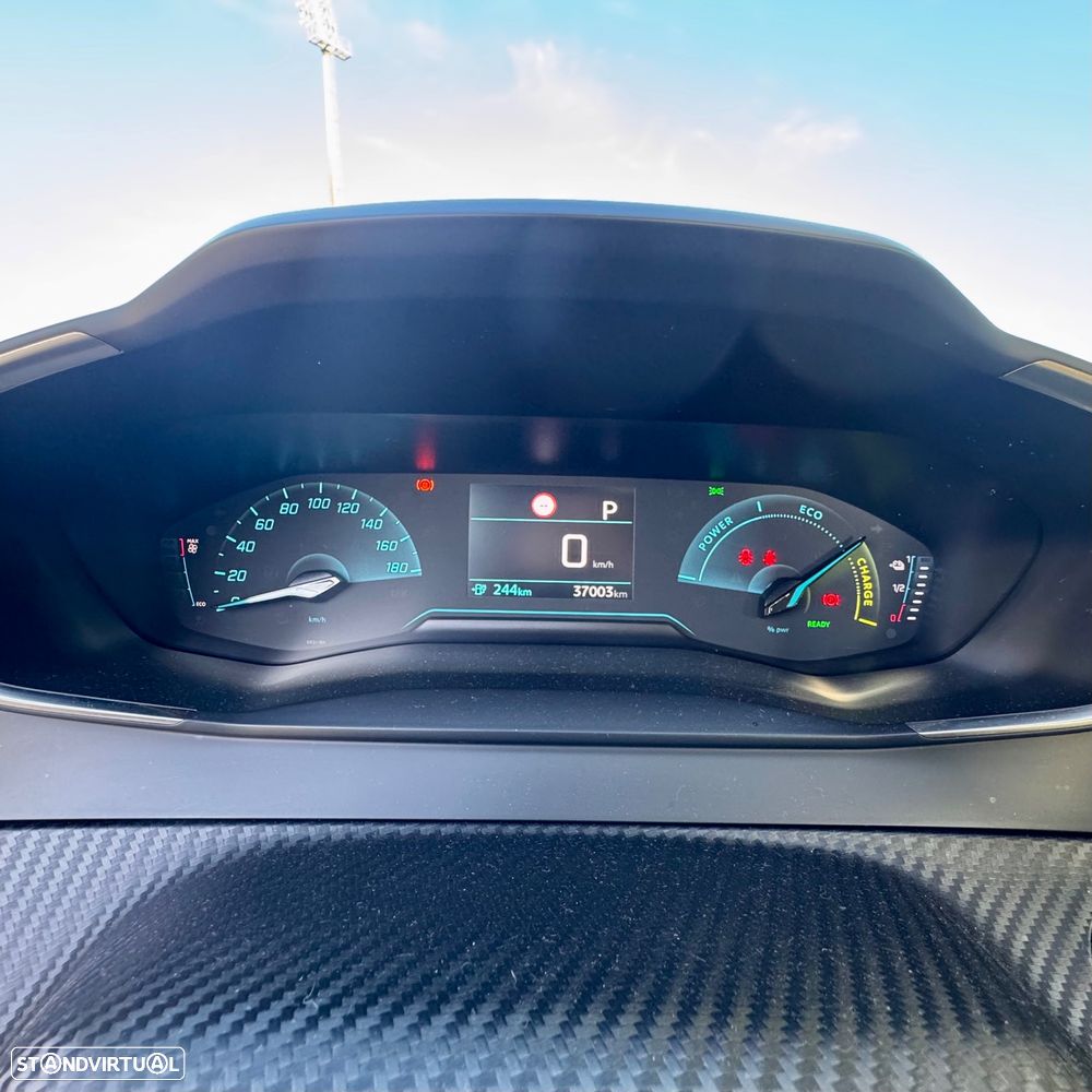 Peugeot e-2008 50 kWh Active - 11