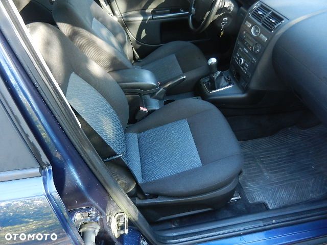 Ford Mondeo 1.8 Trend X - 21
