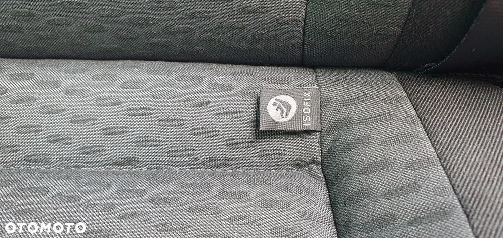 Skoda Fabia 1.2 TSI Ambiente - 34