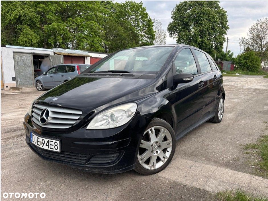 Mercedes-Benz Klasa B 200 - 1