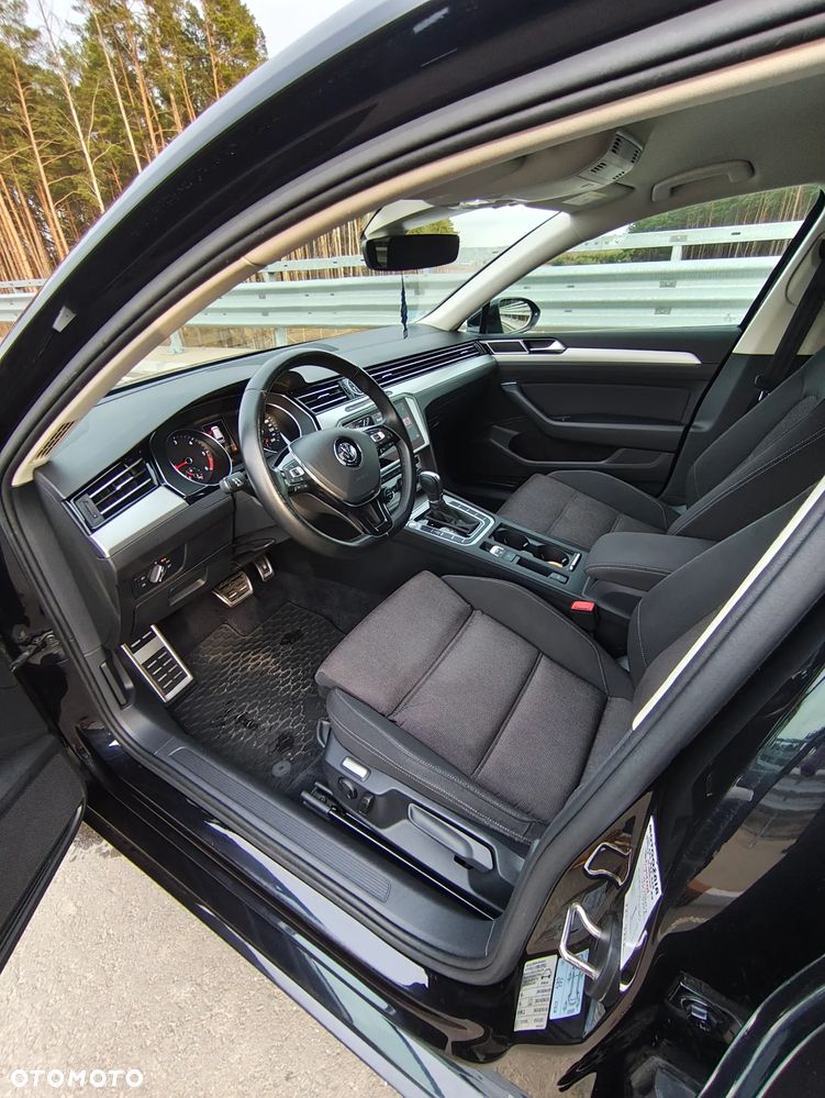 Volkswagen Passat Variant 2.0 TDI BMT Comfortline DSG - 9