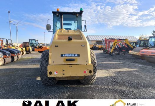 Caterpillar Walec drogowy  CAT CS 64 B , METAL-GUMA  ,2018 rok - 6