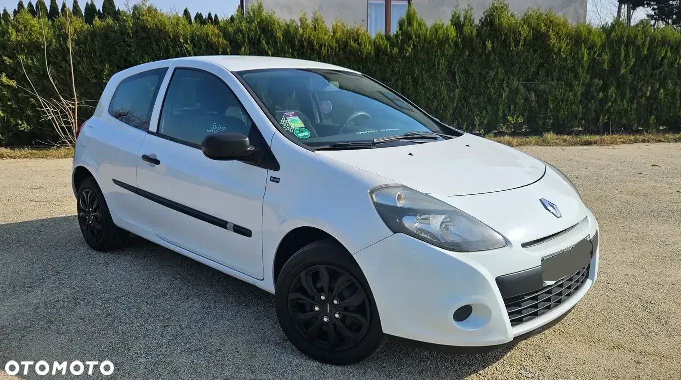 Renault Clio - 1