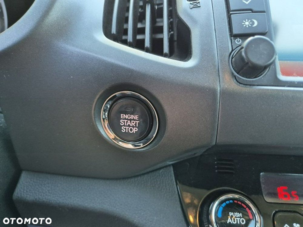 Kia Sportage - 30