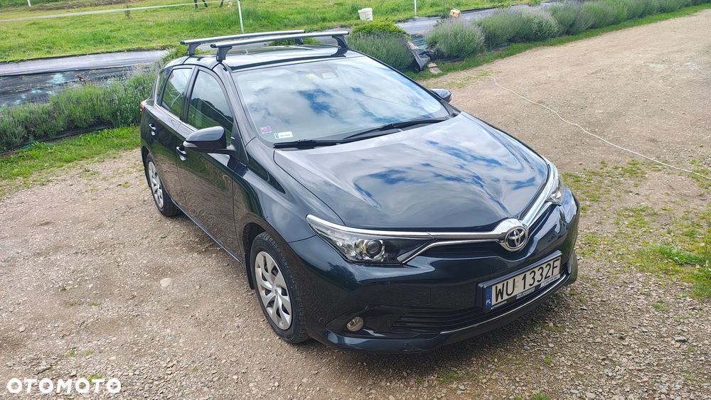 Toyota Auris 1.6 Premium - 1