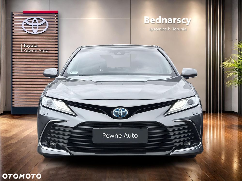 Toyota Camry 2.5 Hybrid Executive CVT - 8