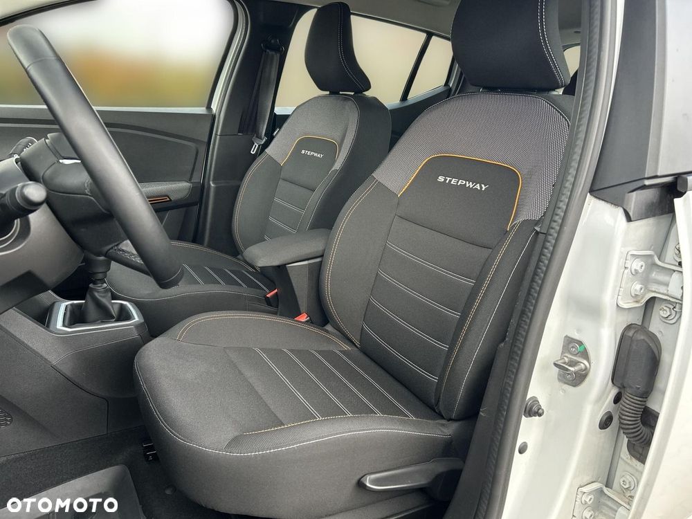 Dacia Sandero - 9
