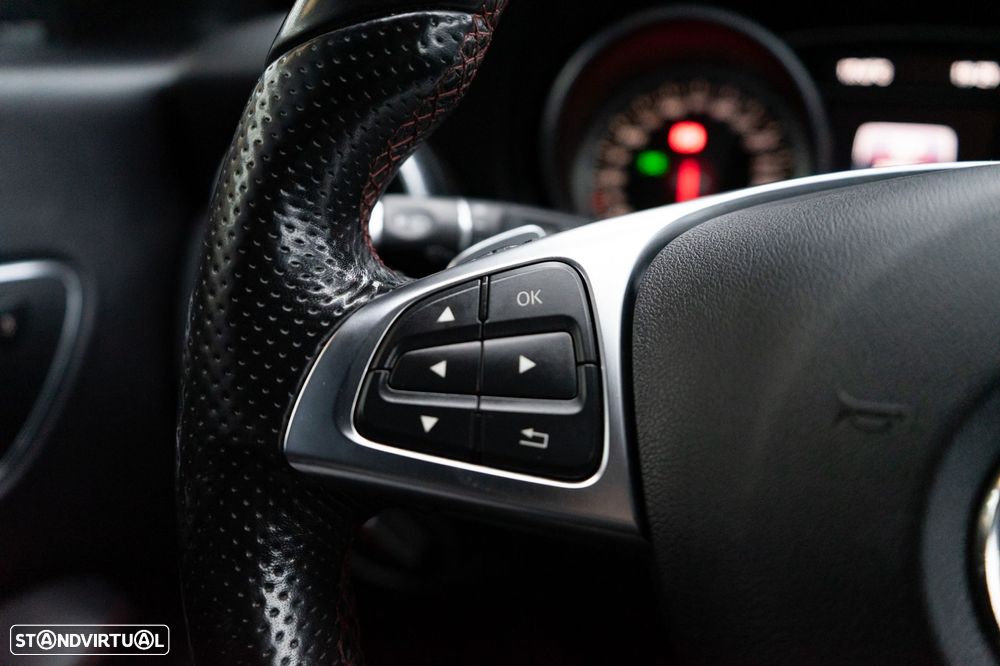 Mercedes-Benz CLA 220 d Shooting Brake AMG Line Aut. - 39