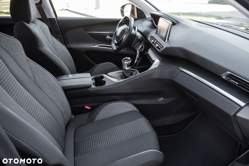 Peugeot 5008 - 30