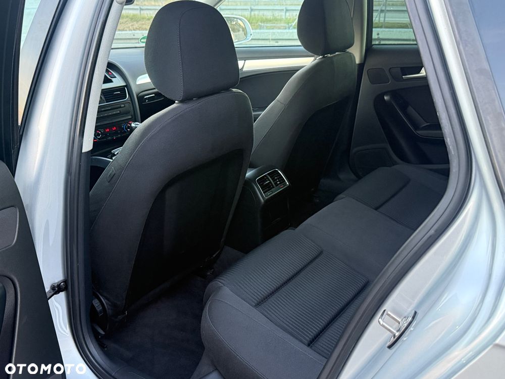 Audi A4 Avant 2.0 TDI DPF - 11