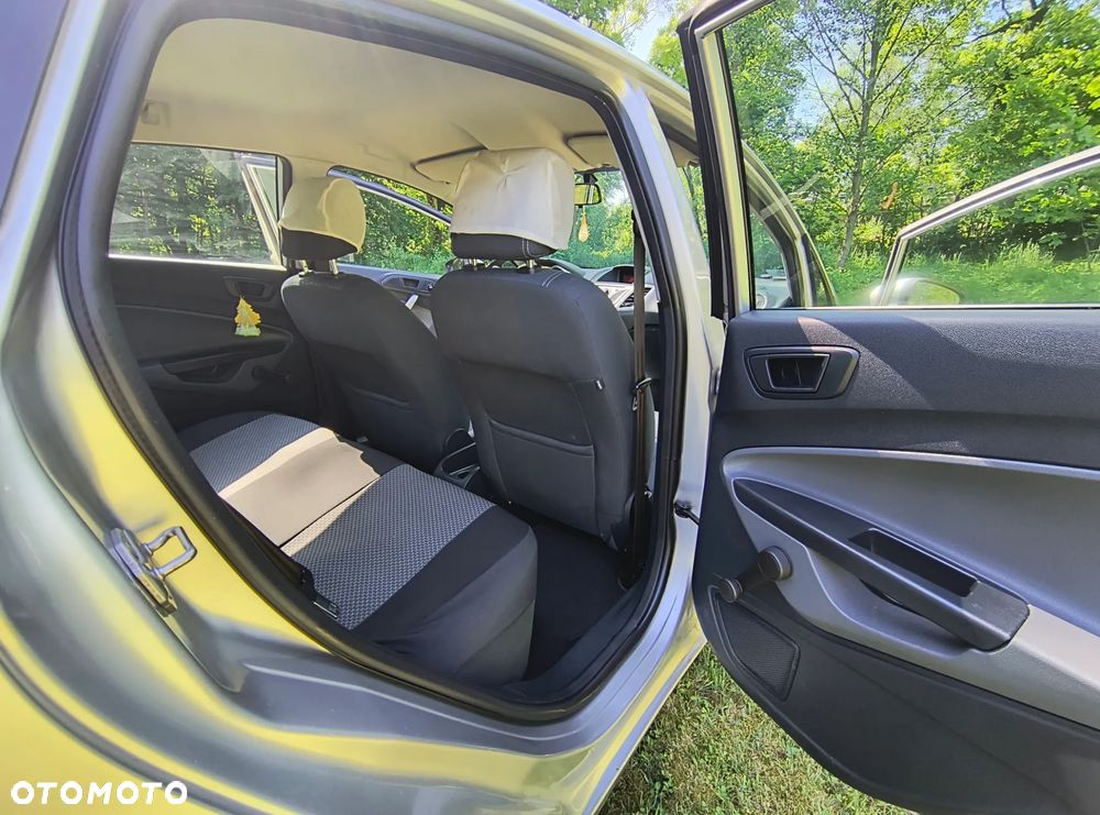 Ford Fiesta 1.25 Ambiente - 12