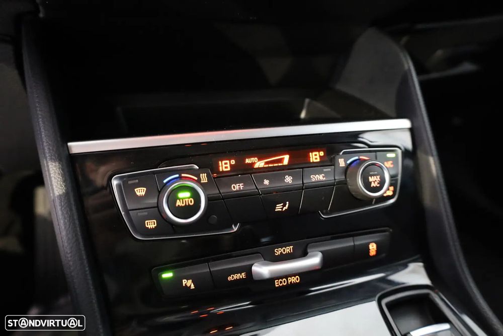 BMW 225xe Active Tourer Advantage - 30