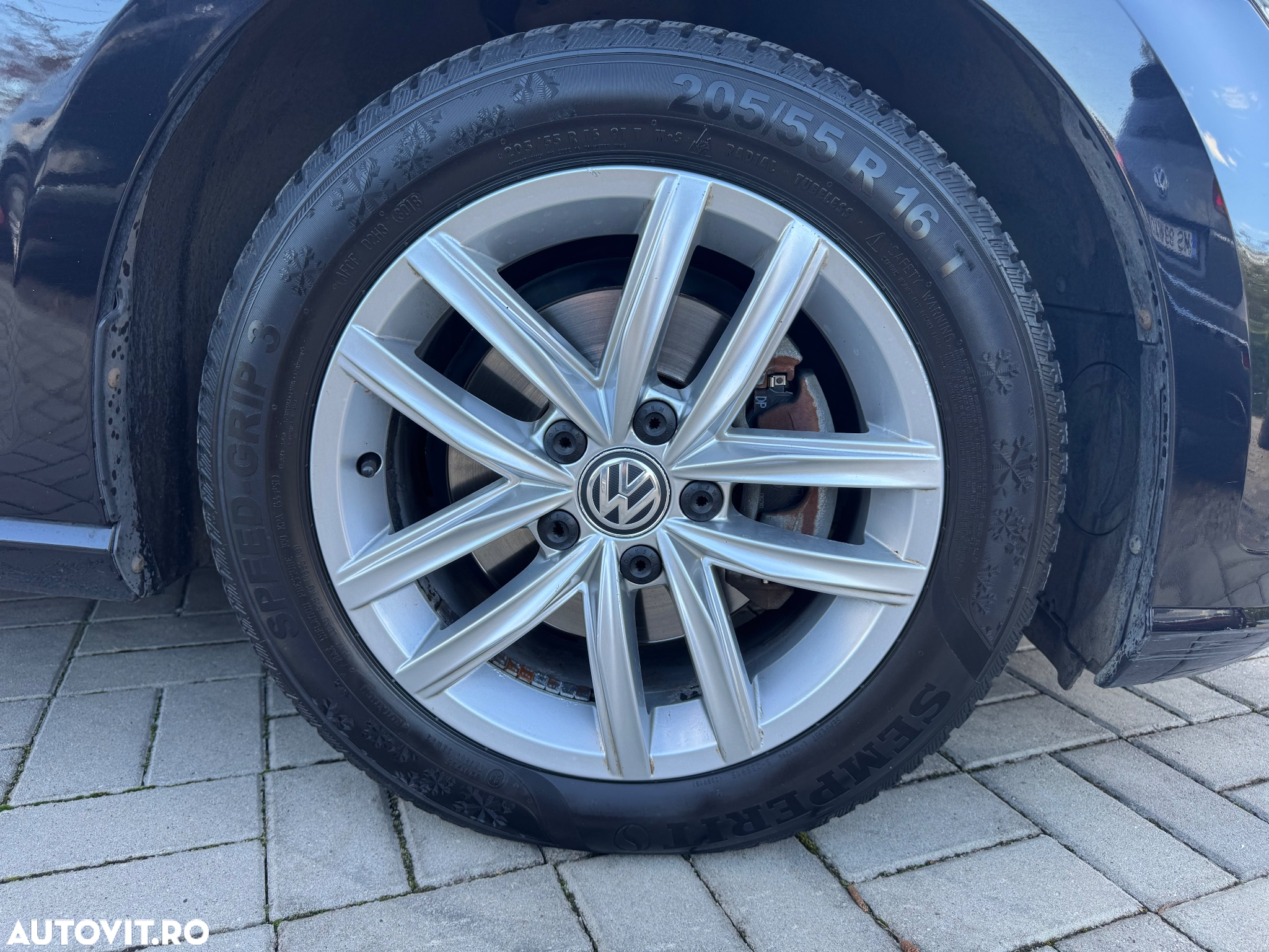 Volkswagen Golf 2.0 TDI Comfortline - 7